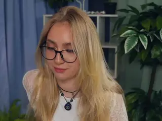 ZeldaClaxton's Live Sex Cam Show