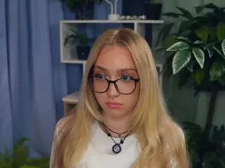 ZeldaClaxton's Live Sex Cam Show