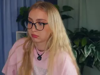 ZeldaClaxton's Live Sex Cam Show
