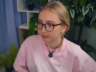 ZeldaClaxton's Live Sex Cam Show