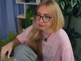 ZeldaClaxton's Live Sex Cam Show