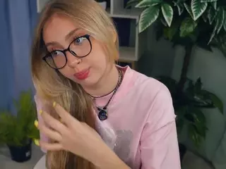 ZeldaClaxton's Live Sex Cam Show
