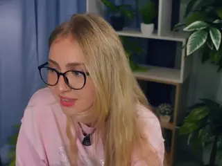 ZeldaClaxton's Live Sex Cam Show