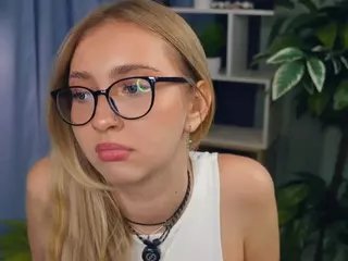 ZeldaClaxton's Live Sex Cam Show
