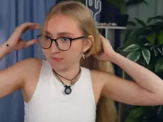 ZeldaClaxton's Live Sex Cam Show