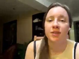 AccaDunnell's Live Sex Cam Show