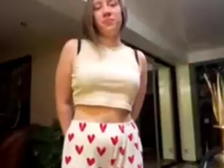 AccaDunnell's Live Sex Cam Show
