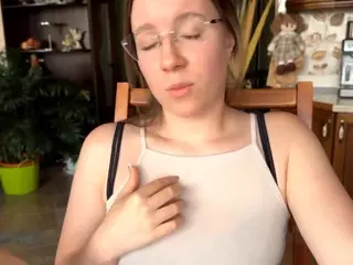 AccaDunnell's Live Sex Cam Show