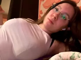 AccaDunnell's Live Sex Cam Show
