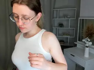 AlodiaDelmore's Live Sex Cam Show