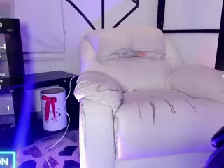 Antonia-Star's Live Sex Cam Show
