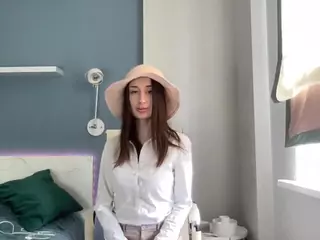 BereniceEstabrooks's Live Sex Cam Show
