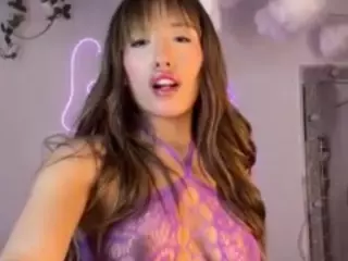 Cute-candyy's Live Sex Cam Show