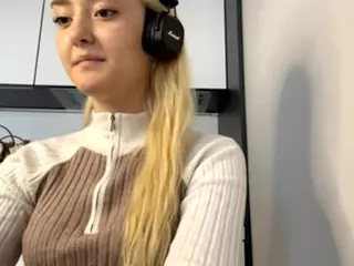 EthalFrogge's Live Sex Cam Show