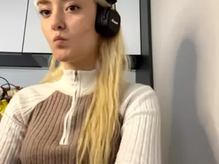 EthalFrogge's Live Sex Cam Show