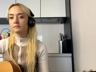 EthalFrogge's Live Sex Cam Show