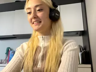 EthalFrogge's Live Sex Cam Show