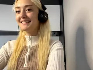 EthalFrogge's Live Sex Cam Show