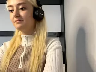 EthalFrogge's Live Sex Cam Show