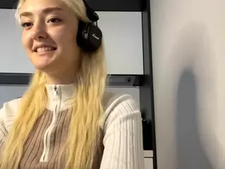 EthalFrogge's Live Sex Cam Show