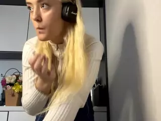 EthalFrogge's Live Sex Cam Show