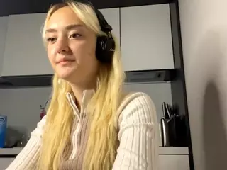 EthalFrogge's Live Sex Cam Show