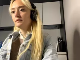 EthalFrogge's Live Sex Cam Show
