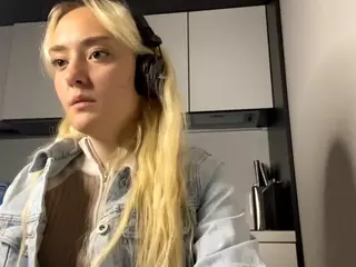 EthalFrogge's Live Sex Cam Show