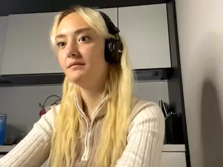 EthalFrogge's Live Sex Cam Show