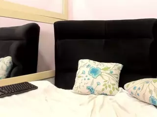 EvaaPink's Live Sex Cam Show