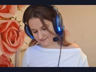 FancyHartell's Live Sex Cam Show