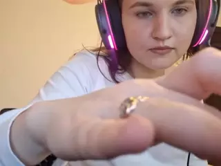 FancyHartell's Live Sex Cam Show