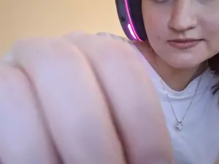 FancyHartell's Live Sex Cam Show