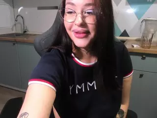 fuckdoll18's Live Sex Cam Show