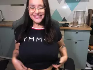 fuckdoll18's Live Sex Cam Show