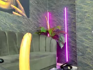 izabelatessa's Live Sex Cam Show