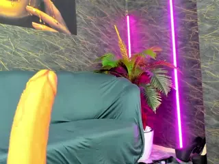 izabelatessa's Live Sex Cam Show