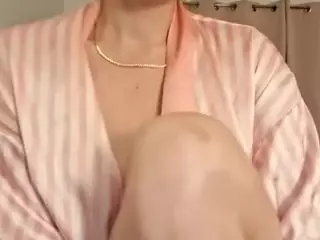 Nami Le's Live Sex Cam Show