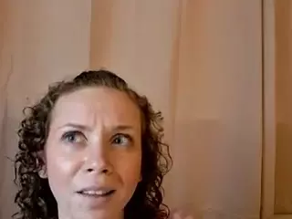 Nami Le's Live Sex Cam Show