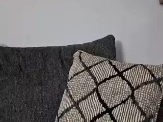 Nami Le's Live Sex Cam Show