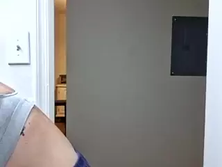 Nami Le's Live Sex Cam Show