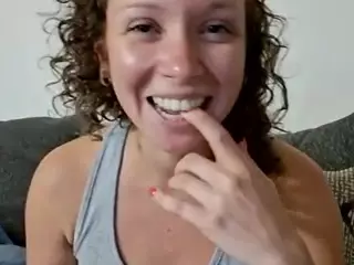 Nami Le's Live Sex Cam Show