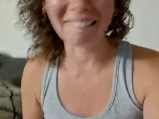 Nami Le's Live Sex Cam Show