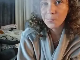 Nami Le's Live Sex Cam Show
