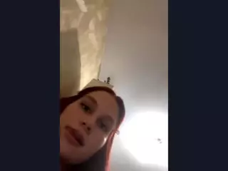 Demi's Live Sex Cam Show