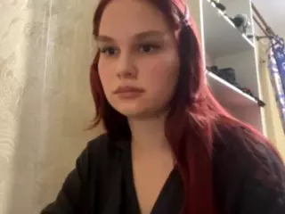 Demi's Live Sex Cam Show