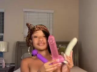candithapyt's Live Sex Cam Show
