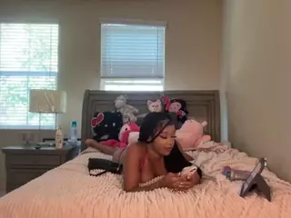 candithapyt's Live Sex Cam Show