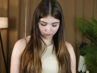 CatherineElsey's Live Sex Cam Show
