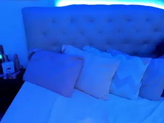 daring-natasha's Live Sex Cam Show